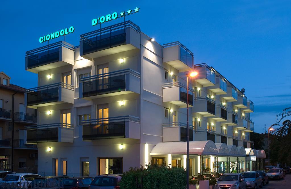 Hotel Ciondolo D'Oro Rimini Zewnętrze zdjęcie